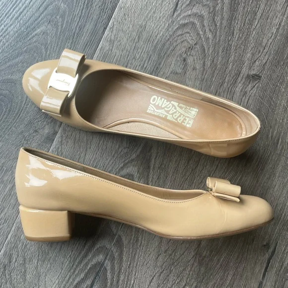 Salvatore Ferragamo Vara Patent Low-heel Pump in New Bisque in 6.5C or 36.5C - Picture 1 of 7